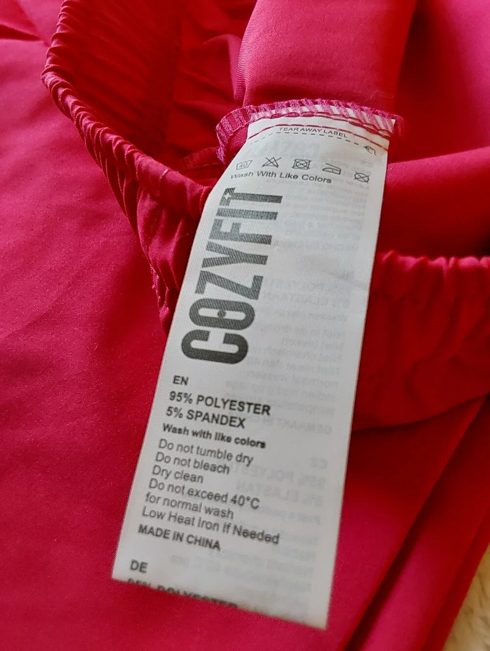 🌺 NWT Cozyfit Bright Pink Medical Scrub Set - Picture 15 of 15